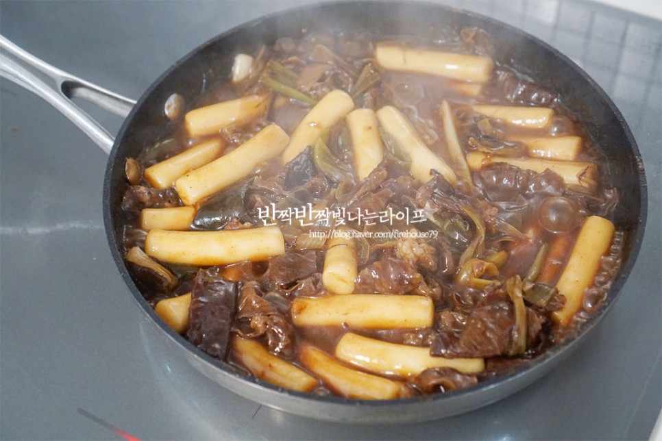 짜장떡볶이 만들기 짜장가루 류수영 짜장떡볶이 만드는 법