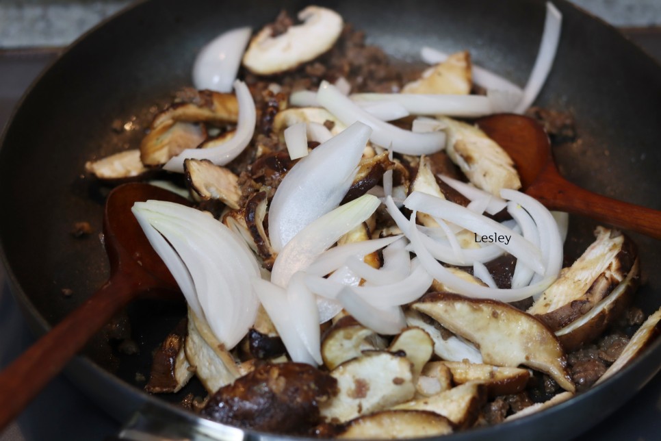 표고버섯볶음 레시피 소고기 표고버섯요리 생표고버섯볶음