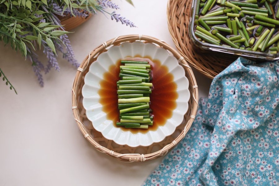 간장 마늘쫑장아찌 담그는법 마늘종장아찌 만들기 마늘쫑 절임 요리