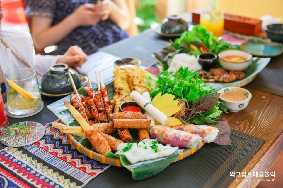 베트남 호이안 맛집 로컬 마블러스 먹고 올드타운 가는 길