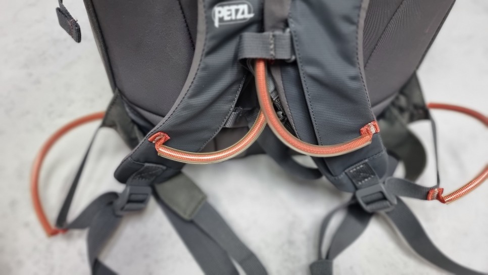 장비릿지, 페츨 버그 클라이밍백 (BUG Backpack) 18L