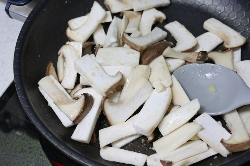 새송이버섯볶음 만든는 법 새송이버섯요리 버섯볶음 요리