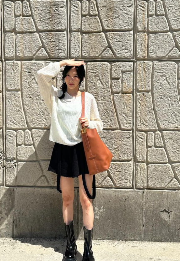 소녀시대 태연 난리난 루비통 루이비통 여자 핸드백 숄더백 신상 가방 가격은?