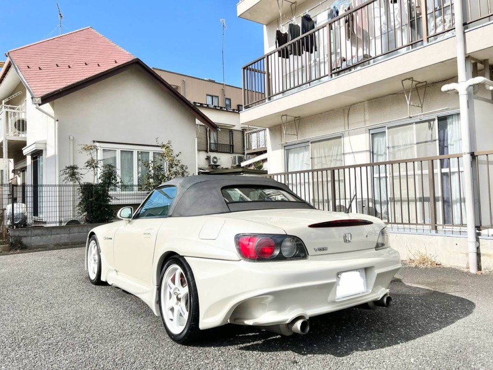 관리 잘된 혼다 S2000~ 멋지네