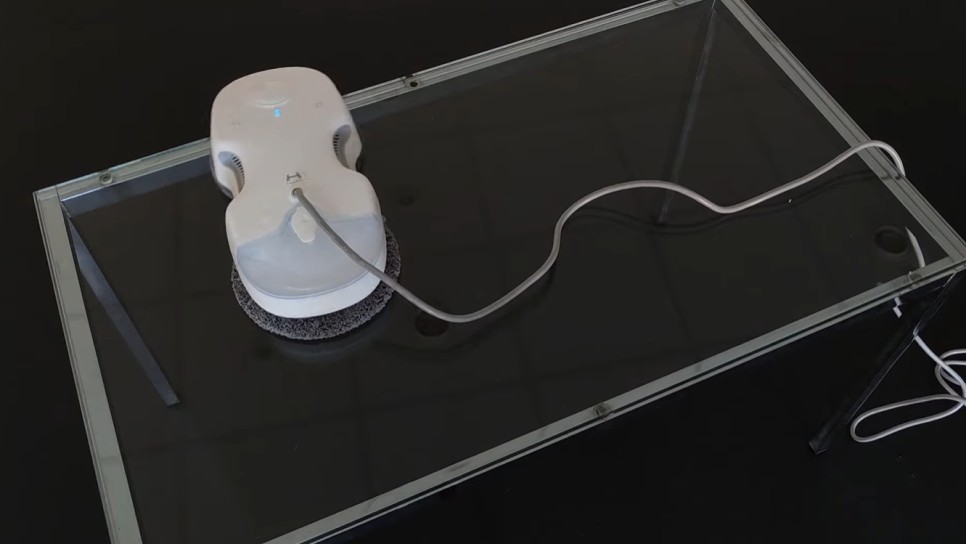 유리창 청소로봇 샤오미 로봇청소기 창문 유리창 청소기 특징은