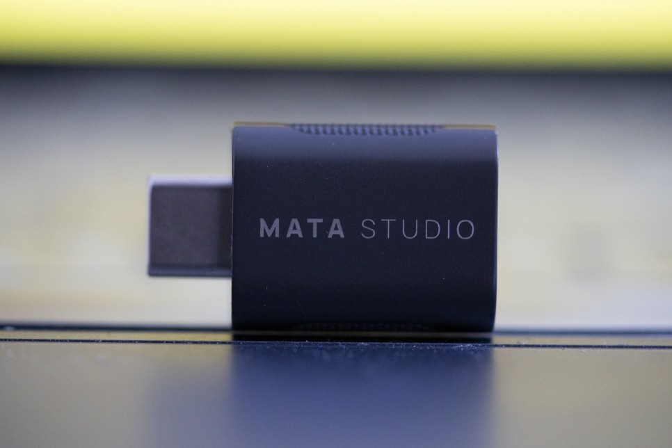 마타스튜디오 C 타입 USB 젠더 / C타입 밖에 안 들어가는 내 맥북에 USB케이블 꽂아버리기