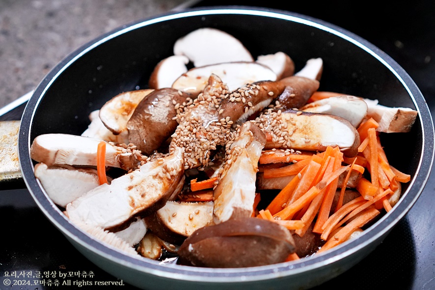 박수 나오는 전기압력밥솥 표고버섯밥 전기밥솥 레시피