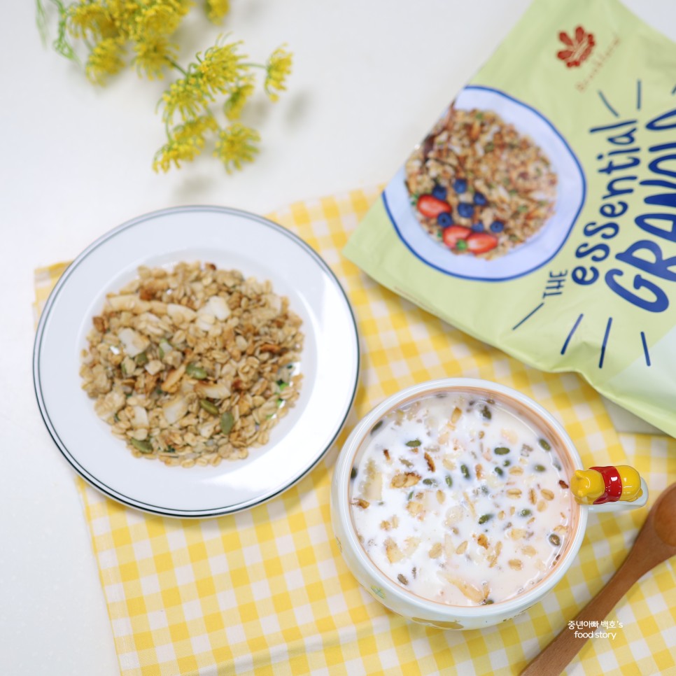코스트코 에센셜 그래놀라 오트 다이어트 아침 간편식 간단한 식사 대용 메뉴 추천