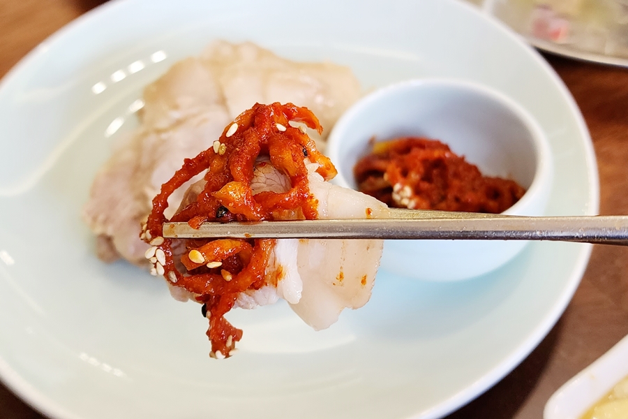 오목천역 맛집 수원 가족모임하기 좋은 대궐막국수