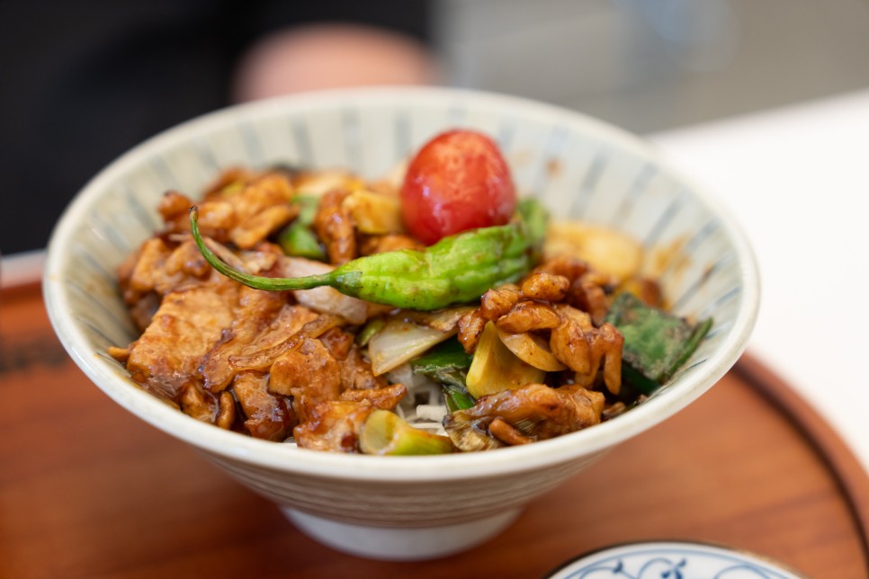 공릉맛집 핵밥과기대점 - 큐브스테이크덮밥과 돼지갈비양념덮밥으로 든든한 점심 식사