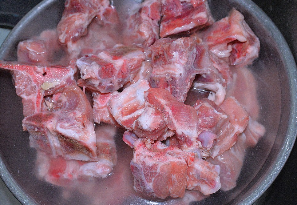 시래기 감자탕 끓이는법 돼지등뼈 감자탕 레시피 뼈다귀 해장국 만드는법