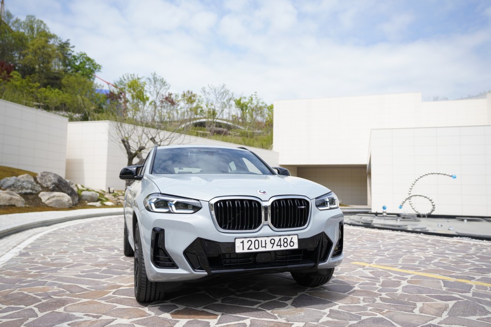 BMW X4 M40i 시승기, M퍼포먼스 모델의 매력