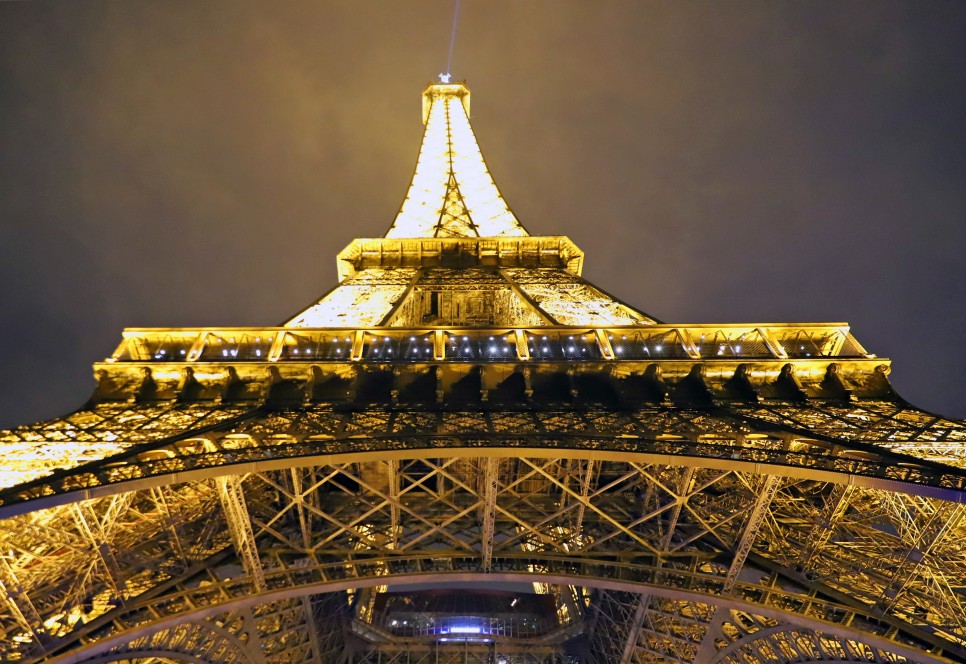 파리 맛집 에펠탑 근처 한식당 찐 현지인들 가는 해피그릴
