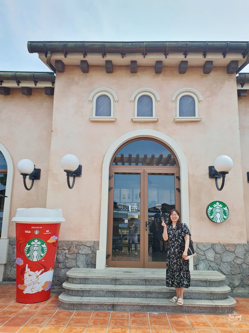 베트남 푸꾸옥 여행 가볼만한곳 푸꾸옥 선셋타운 카페 스타벅스