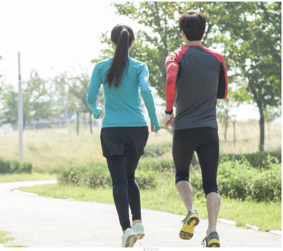 걷기 운동 효과 높이는 법 하루 만보걷기 아침 공복 걷기