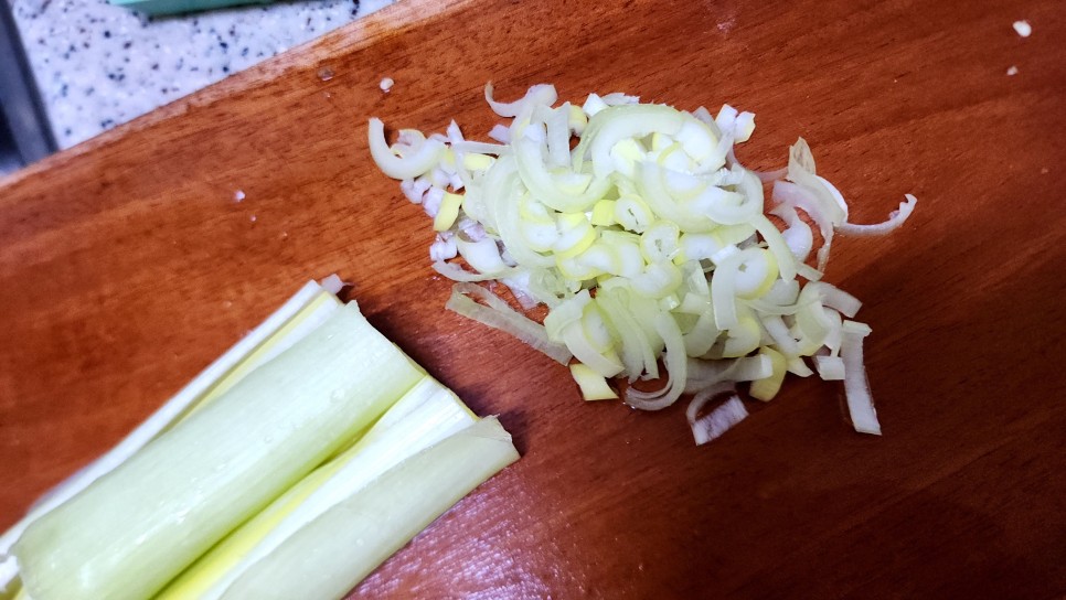 우렁된장찌개 레시피 강된장찌개 표고버섯 우렁이 된장찌개 끓이는법 우렁요리