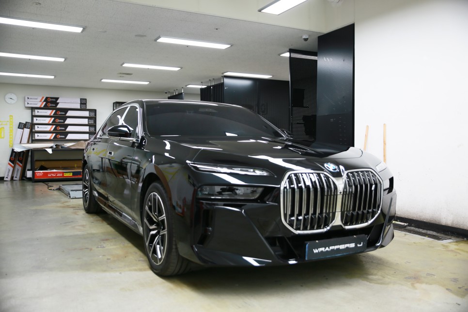 bmw i7 듀오톤 7시리즈 샴페인골드 투톤랩핑 잘하는 맛집