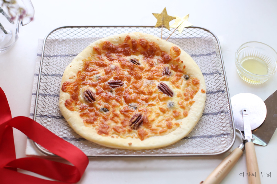 고르곤졸라 피자 만들기 에어프라이어 피자 홈파티 음식 간단한 간식