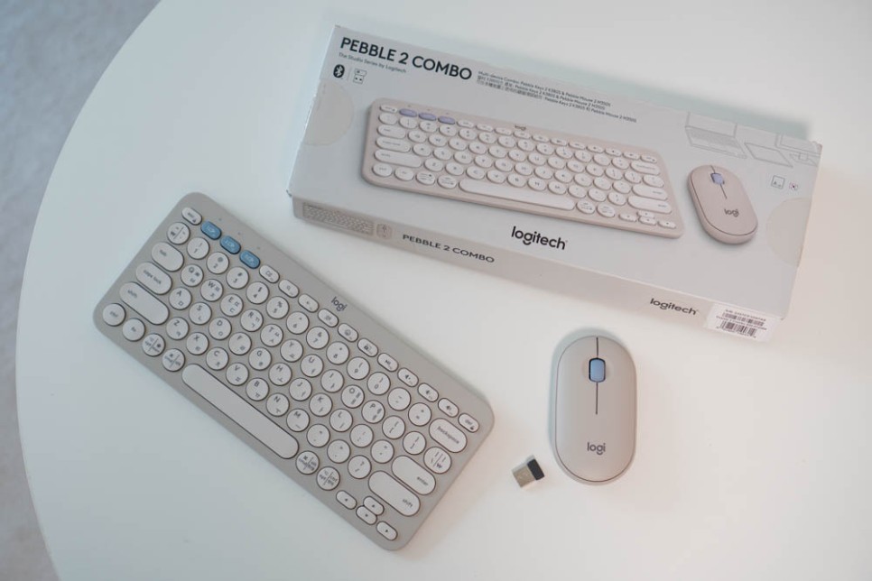 아이패드 키보드 마우스 세트 로지텍 PEBBLE 2 COMBO 새로워진 컬러 감성적이야!