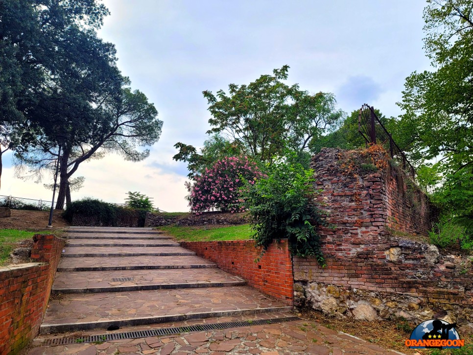 (이탈리아 베로나 / 산 베르나르디노 요새) 스칼리제르 가문의 두려움이 만들어낸 요새. 아주 튼튼하게 최신식 건축기술을 이용해서 만든 곳 Bastione San Bernardino