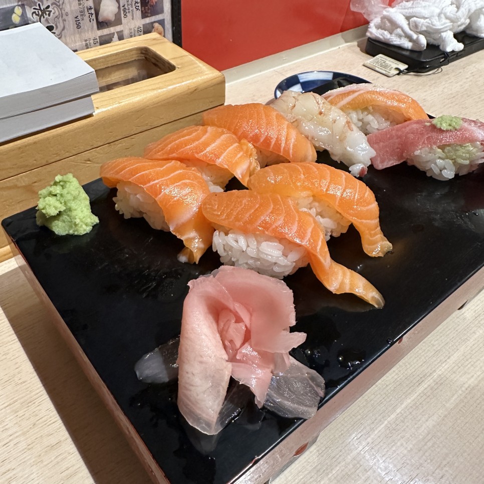 일본 오사카 도톤보리 글리코 간판 및 맛집, 오렌지 스트리트