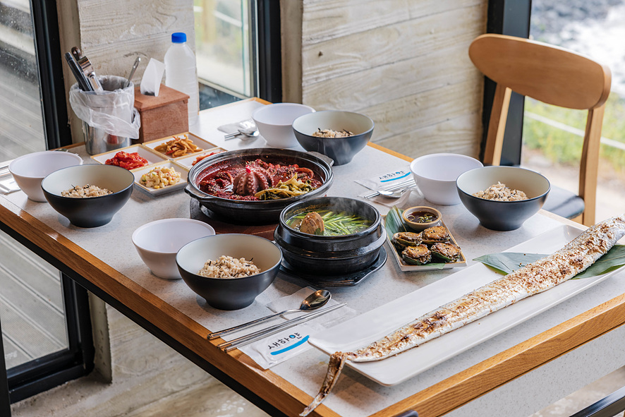 제주 갈치조림 제주도 바다 애월 맛집 뼈없는 순살이 감동