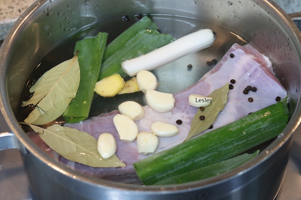 수육 맛있게 삶는법 삼겹살 수육 통삼겹 요리