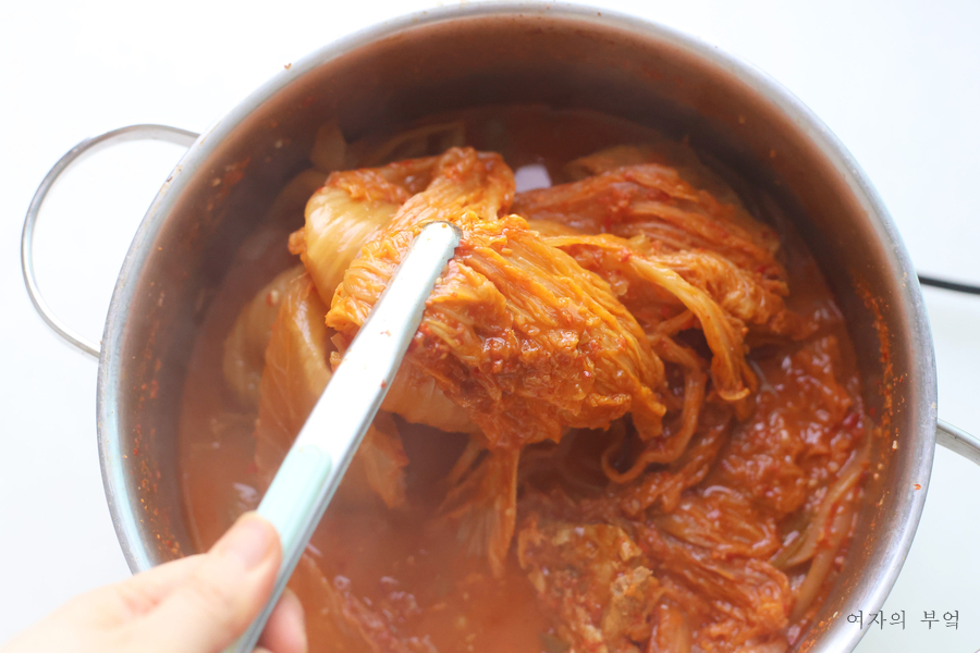 백종원 돼지고기 김치찜 레시피 묵은지 돼지 목살 김치찜 만들기