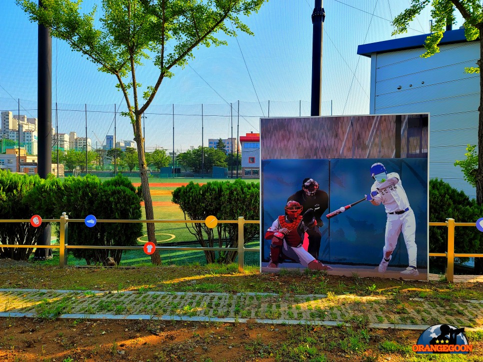 (전북 군산 / 군산 야구의 거리) '역전의 명수' 군산상고의 화려한 역사를 기록한 특별한 거리. 야구의 도시 군산을 대표하는 거리 Gunsan Baseball Street
