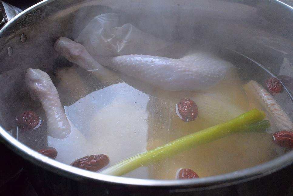 해신탕 만들기 해신탕 재료 레시피 봄철보양식 전복삼계탕 끓이는법