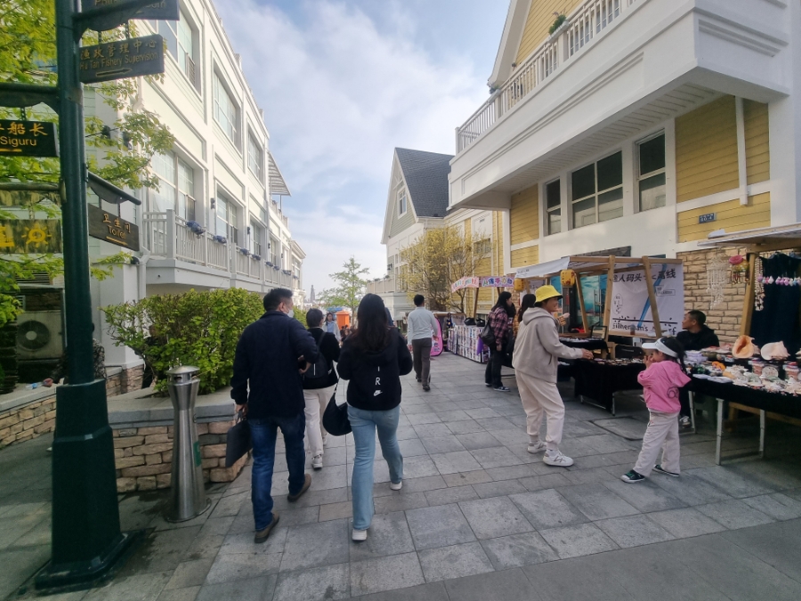 대련여행 가볼만한 곳 : 어인부두 大连市 渔人码头 - 사진찍기 좋은 관광명소