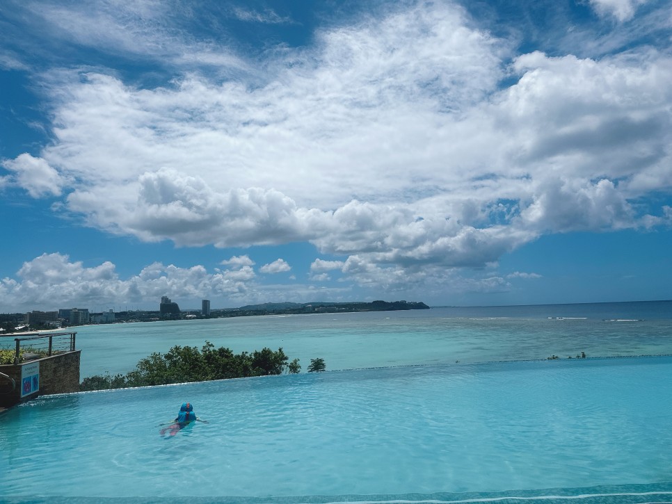 괌 태교여행 : 롯데호텔 수영장, 부대시설, 브레드이발소 키즈룸 등등