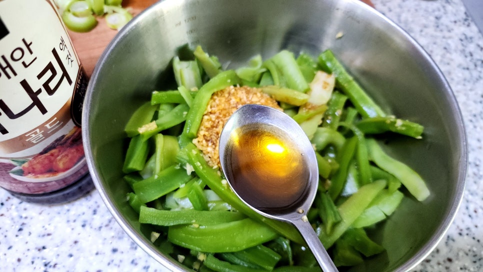가정식반찬 궁채나물볶음 간단한 밑반찬 만들기 뚱채나물 나물반찬 궁채요리