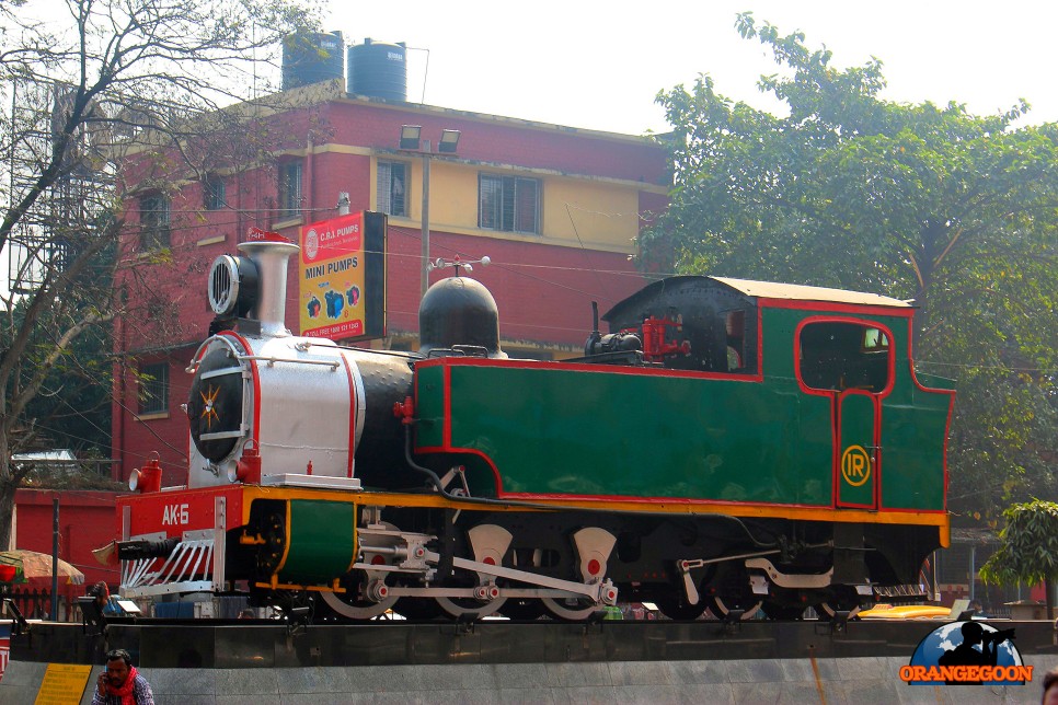(인도 콜카타 / 하우라 역 #3) 인도 동북부의 중심도시. 인도 제국 수도의 역사를 공부하는 시간. 콜카타의 관문 Howrah Railway Station
