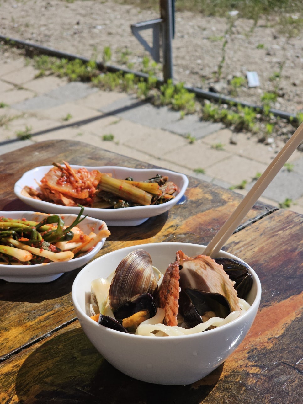 인천 네스트호텔 맛집 물회 칼국수 맛있는 을왕리 조개구이