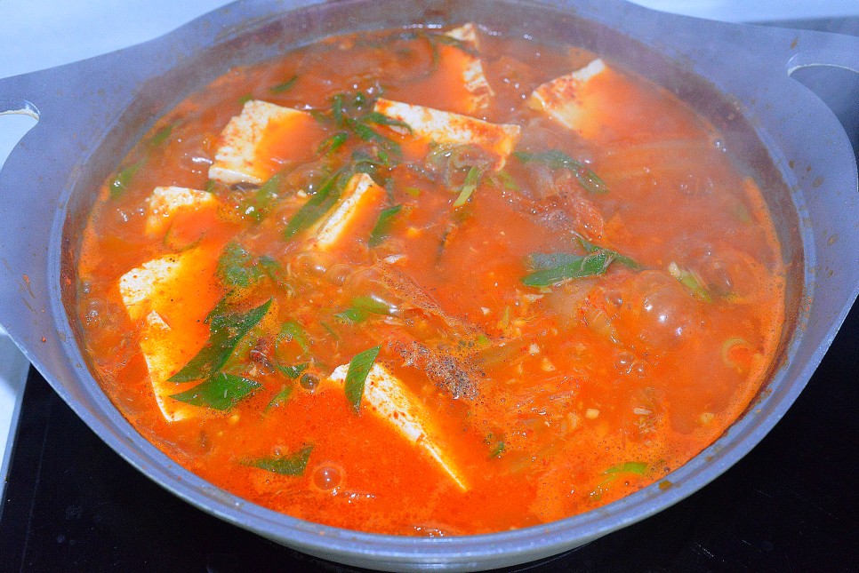 참치 김치찌개 맛있게 끓이는법 김치찌개 레시피 저녁메뉴 추천