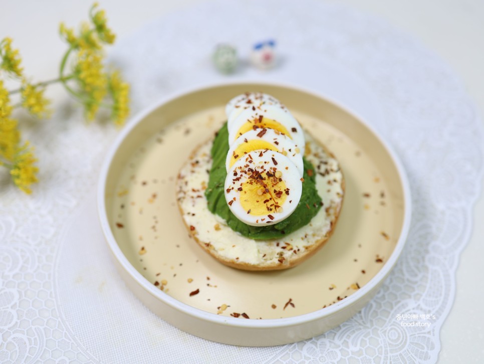 아보카도 맛있게 먹는법 후숙방법 숙성 까는법 오픈샌드위치 만드는법