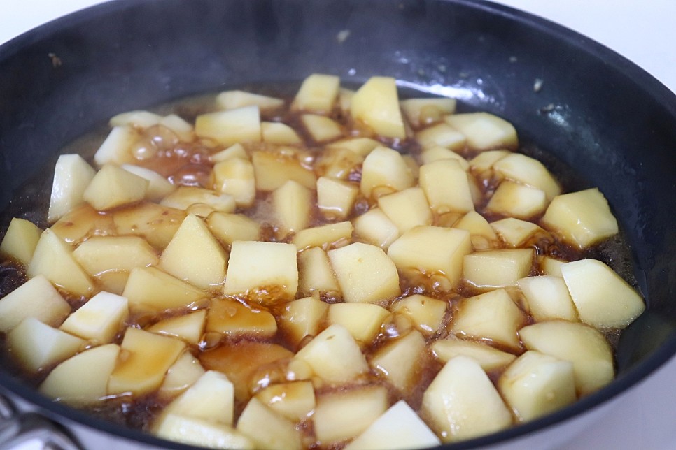 감자조림 만드는 법 간장 감자조림 레시피 간단한 감자요리 감자반찬
