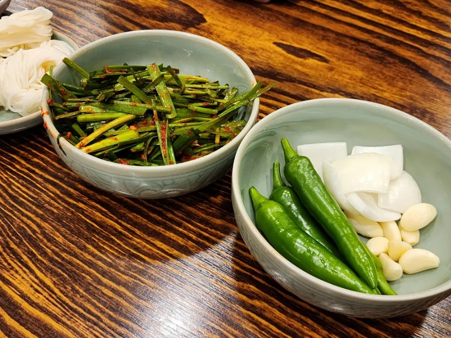 부산대 근처 맛집 청화백돼지국밥 식객 허영만 백반기행 촬영