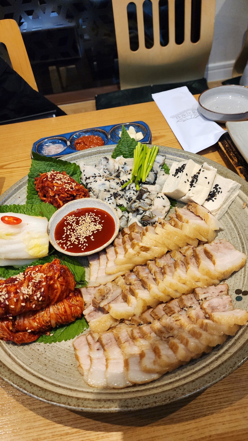 부산 굴보쌈 맛집 명지첫집에서 먹고 하나 죽어도 모를 맛을 느끼다