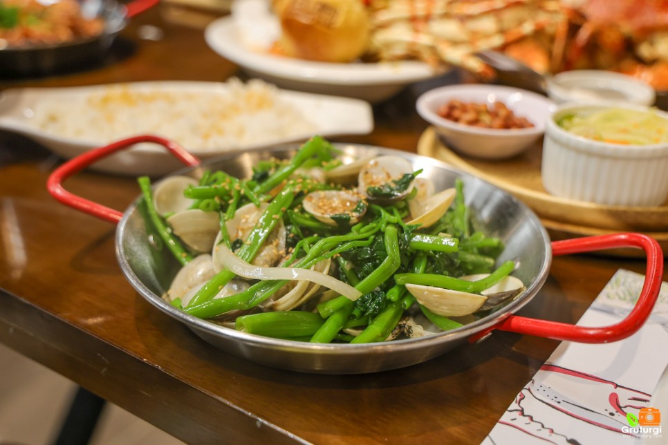 다낭 미케비치 맛집 베트남 전통공연 무료