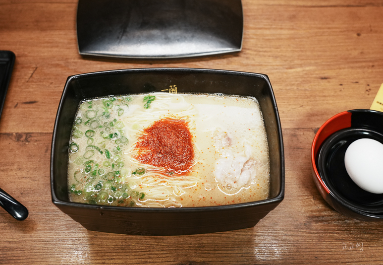 돈코츠 라멘 아닌 이치란 라멘 노포크 이치란 오사카 도톤보리 맛집