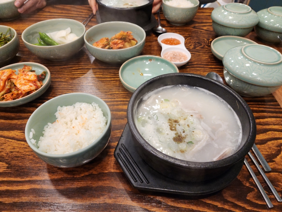 부산대 근처 맛집 청화백돼지국밥 식객 허영만 백반기행 촬영