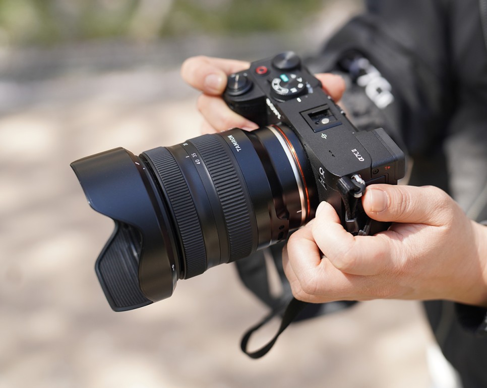 가벼운 소니 풀프레임 미러리스 카메라 광각줌 렌즈 탐론 20-40mm F/2.8 Di III VXD