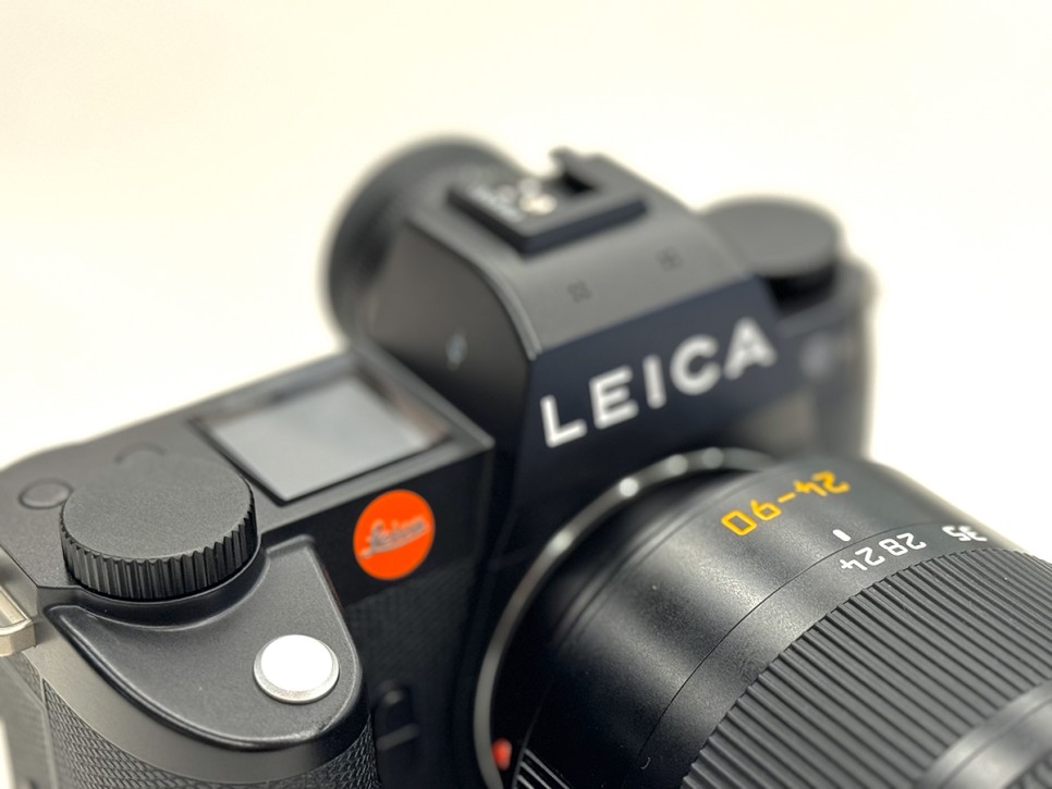 Leica 수석 디자이너 데이비드서 아트 토크, 풀프레임 미러리스카메라 라이카 SL3