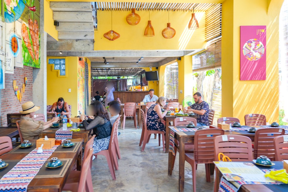 다낭 호이안 맛집 올드타운 가는길 에어컨 식당 반쎄오 가리비 추천