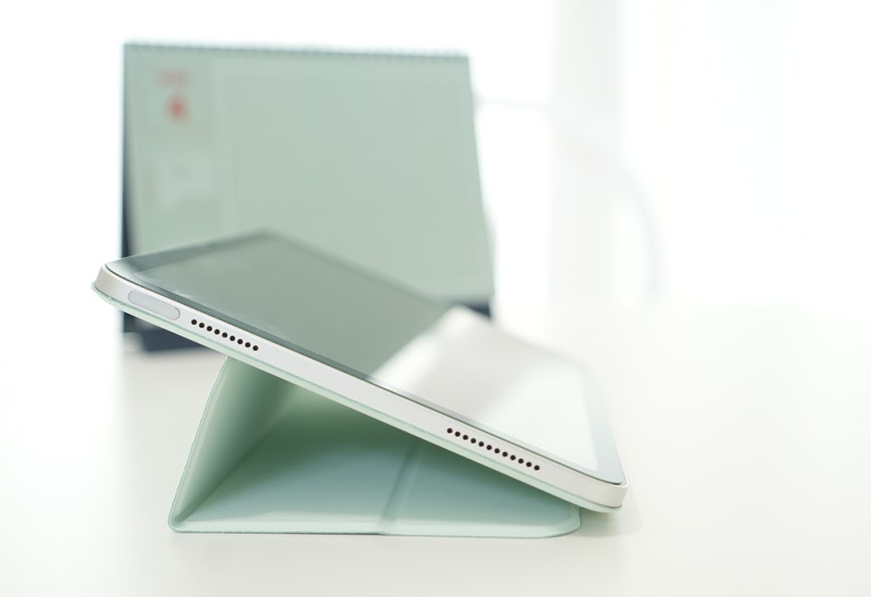 iPad 10세대 아이패드 케이스 추천, 3단 분리 마그네틱 니케 폴리오 케이스
