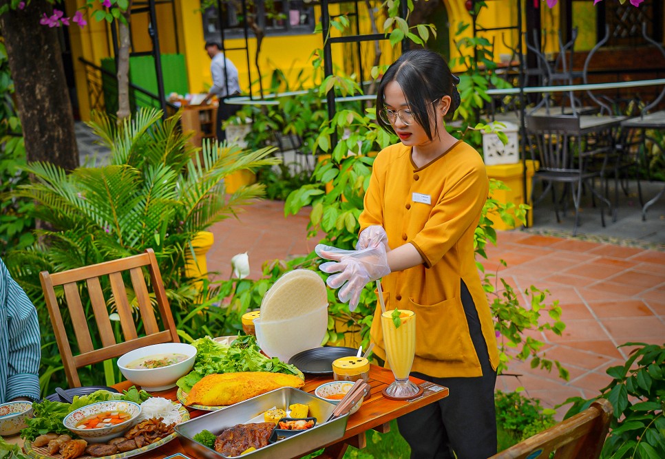 다낭 미케비치 맛집 랑짜이 해산물 씀모이가든 베트남 현지식