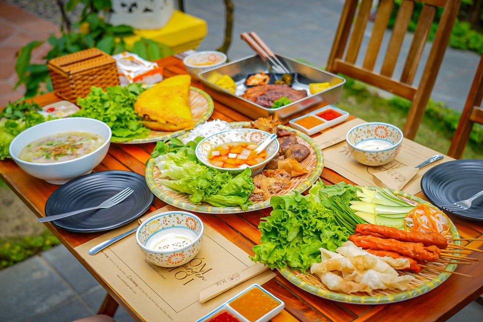 다낭 미케비치 맛집 랑짜이 해산물 씀모이가든 베트남 현지식