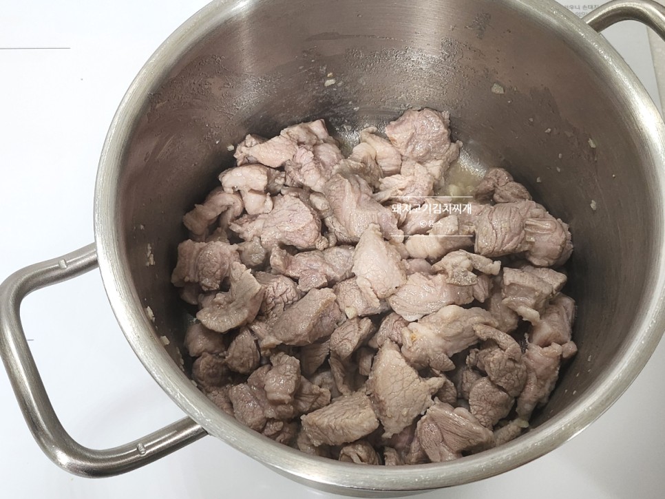 돼지 김치찌개 맛있게 끓이는법 돼지고기 김치찌개 레시피
